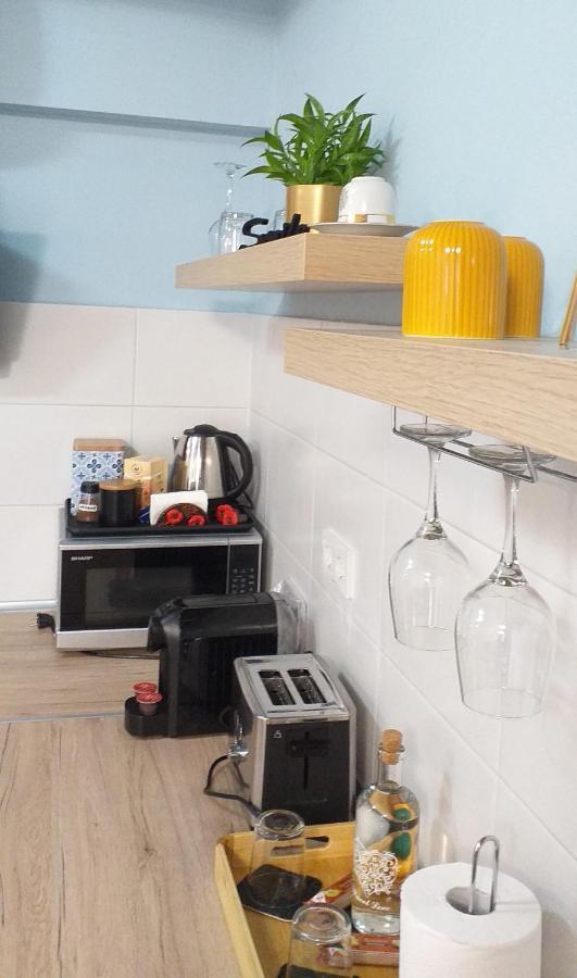 Sunshine - New & Quiet 1Br Apt, Business Area, Close To Airport, Highway A3, Subway ブカレスト エクステリア 写真
